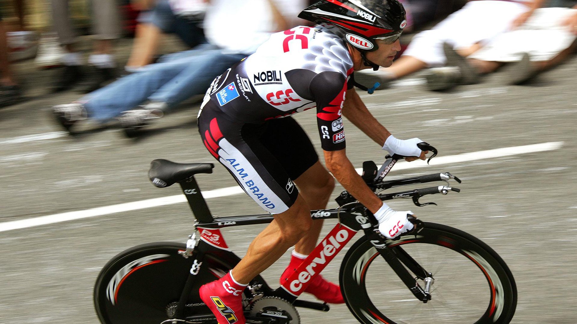 法国橄榄球在欧洲赛场上崭露头角，继续书写辉煌，法国橄榄球年历